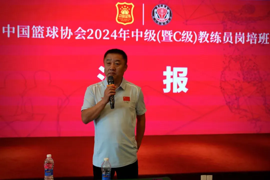 如何在篮球赛事中快速恢复体力_0